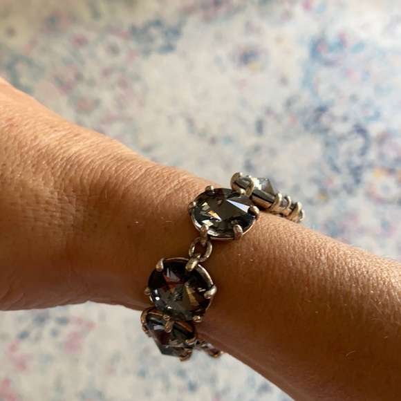⭐️ 3 for $30 SPECIAL ⭐️ Adjustable Gray Crystal and Silver Bracelet - Picture 1 of 5